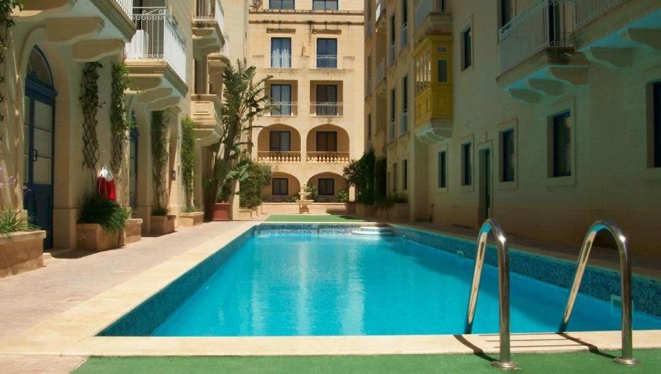 Ir-Rixa Holiday Penthouse Għajnsielem Buitenkant foto