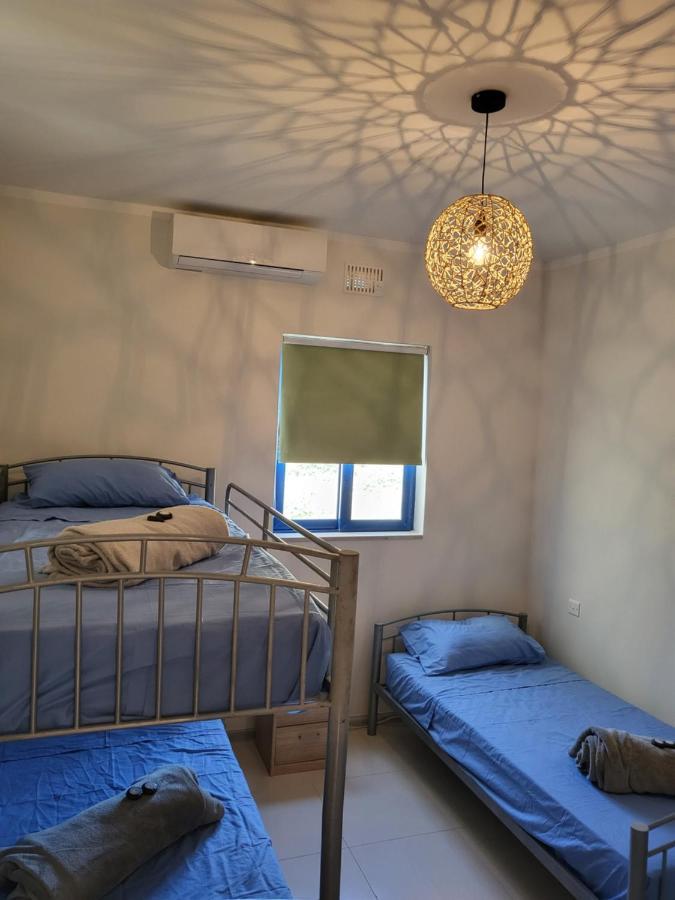 Ir-Rixa Holiday Penthouse Għajnsielem Buitenkant foto